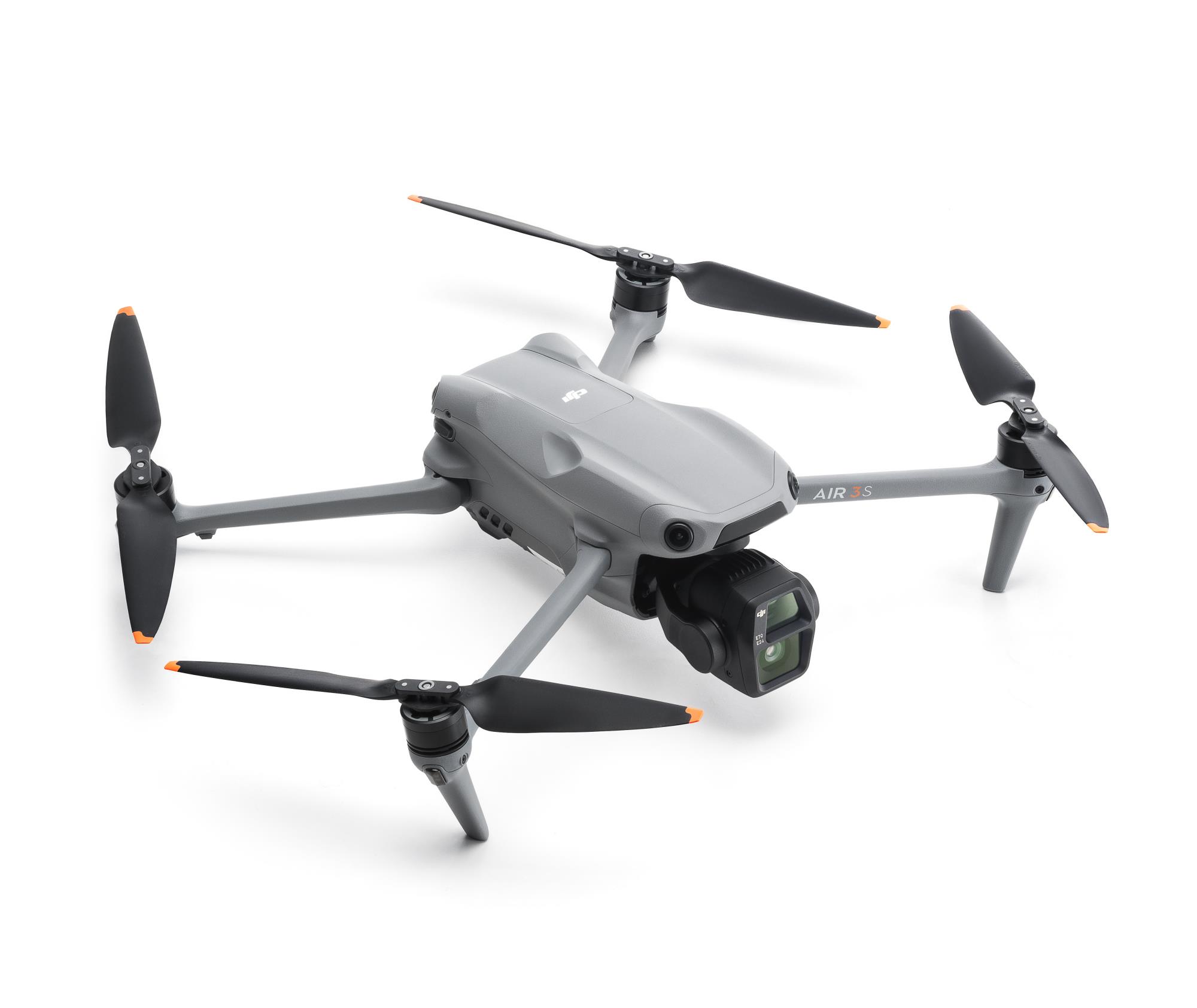 bb6fbc9f-156a-43c7-910f-b0150420a0b3 DJI Air 3S Fly More Combo (DJI RC-N3) - Image 1