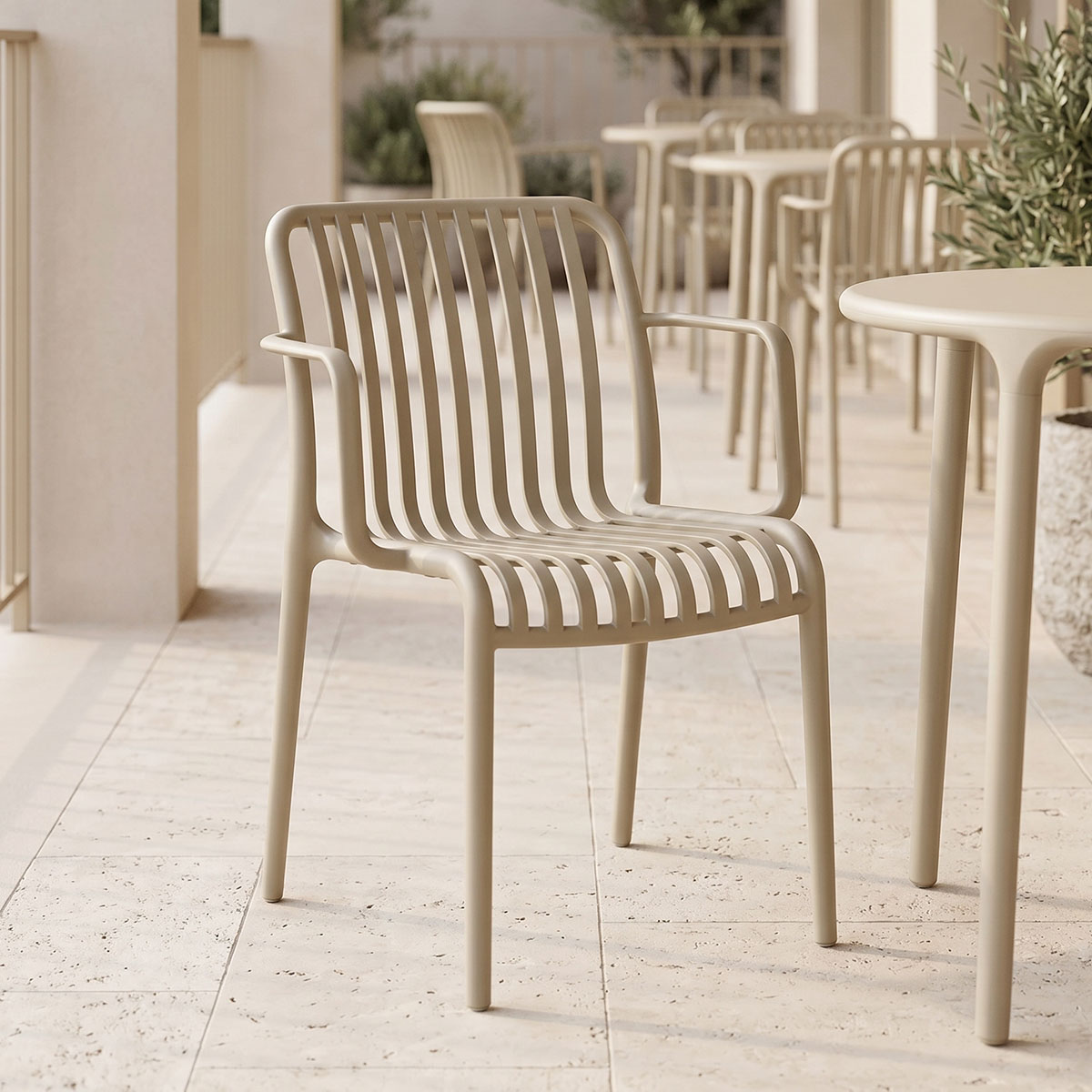 Πολυθρόνα Zoi pakoworld pp cappuccino 54x57.5x79εκ Πολυθρόνα Zoi pp cappuccino 54x57.5x79εκ - Image 1